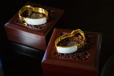 Unique gold bracelets